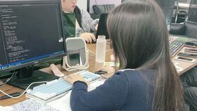 技術為本 為什么大學畢業(yè)應優(yōu)先選擇互聯(lián)網行業(yè)而非銷售或工廠工作